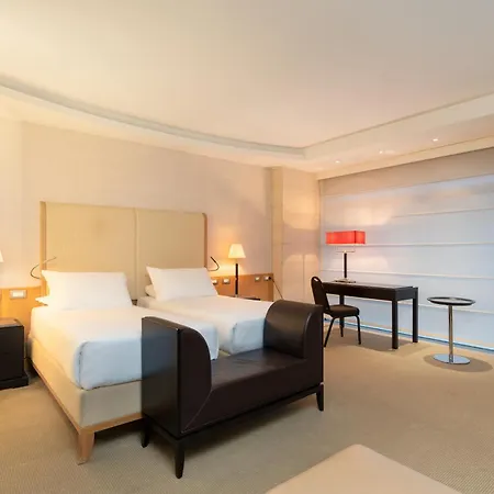 Precise House Mantegna Otel