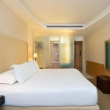 Precise House Mantegna Otel 4*