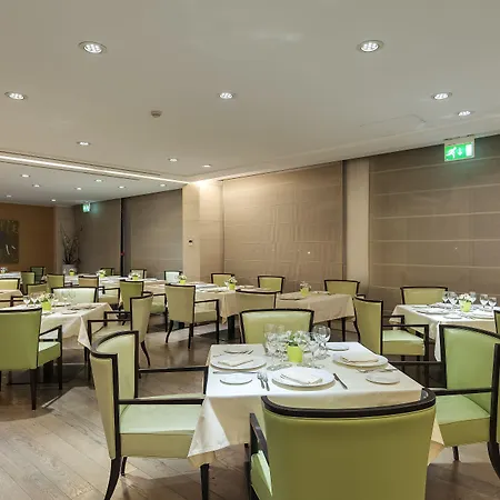 Precise House Mantegna