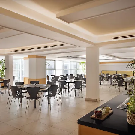 Precise House Mantegna Hotel