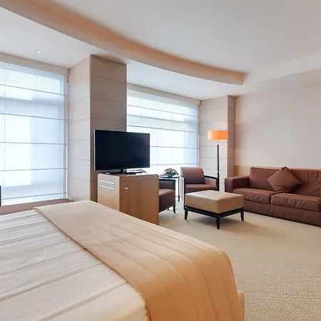 Precise House Mantegna 4*