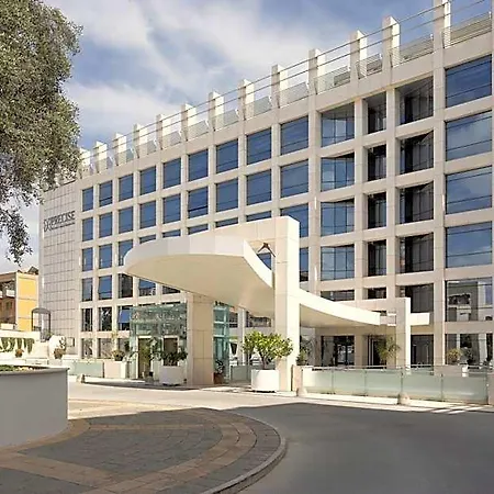 Hotel Precise House Mantegna 4*