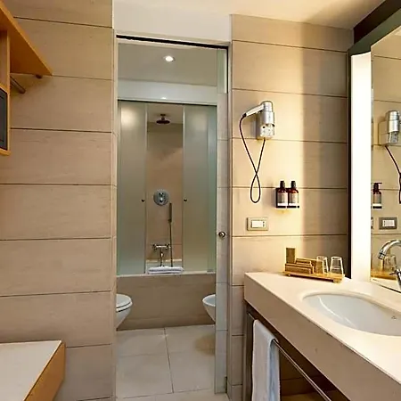 Precise House Mantegna Otel Roma
