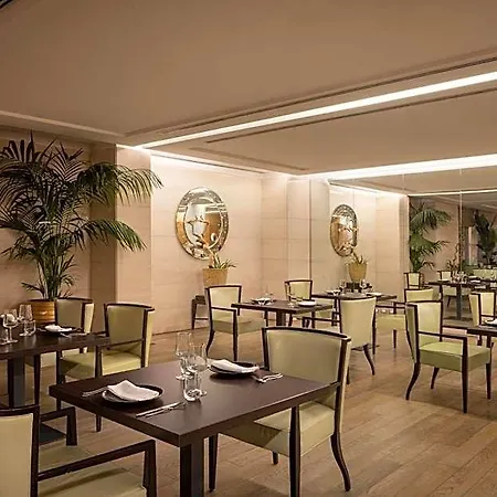 Precise House Mantegna Hotel Roma
