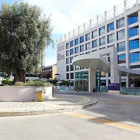 Precise House Mantegna Hotel