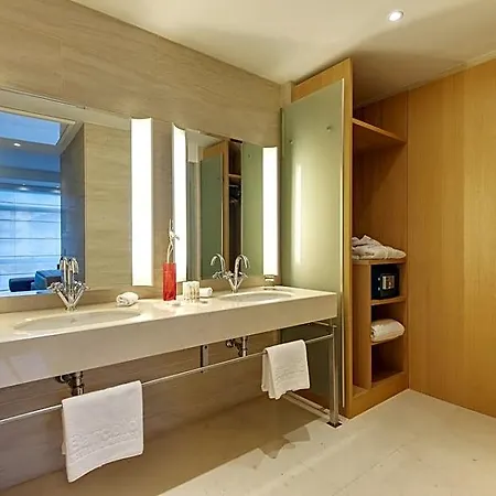 Precise House Mantegna 4*