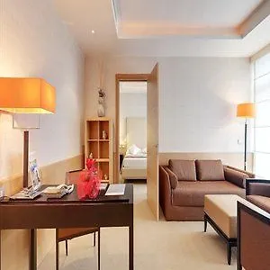 Otel Precise House Mantegna 4*