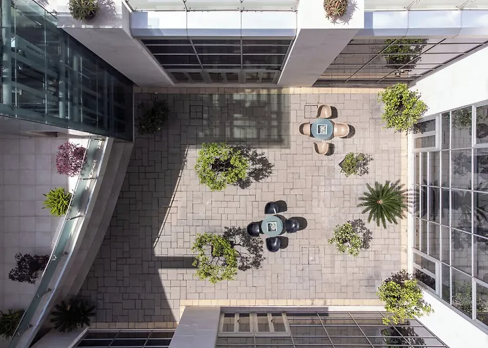 Precise House Mantegna 4*