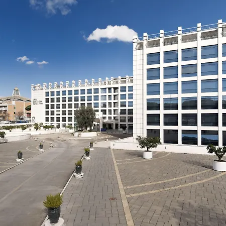 Precise House Mantegna Hotel