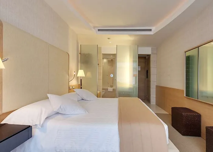 Precise House Mantegna 4*