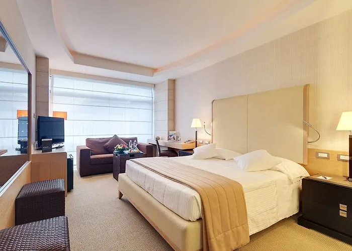 Precise House Mantegna 4*